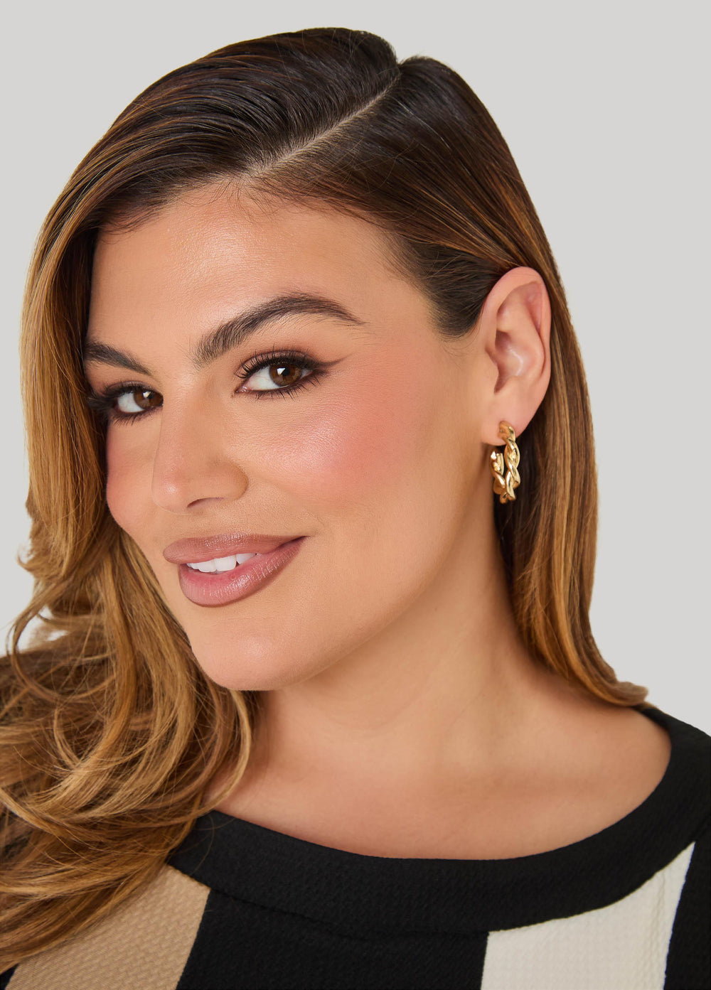 Twisted Hoop Earrings Gold | Ashley Stewart