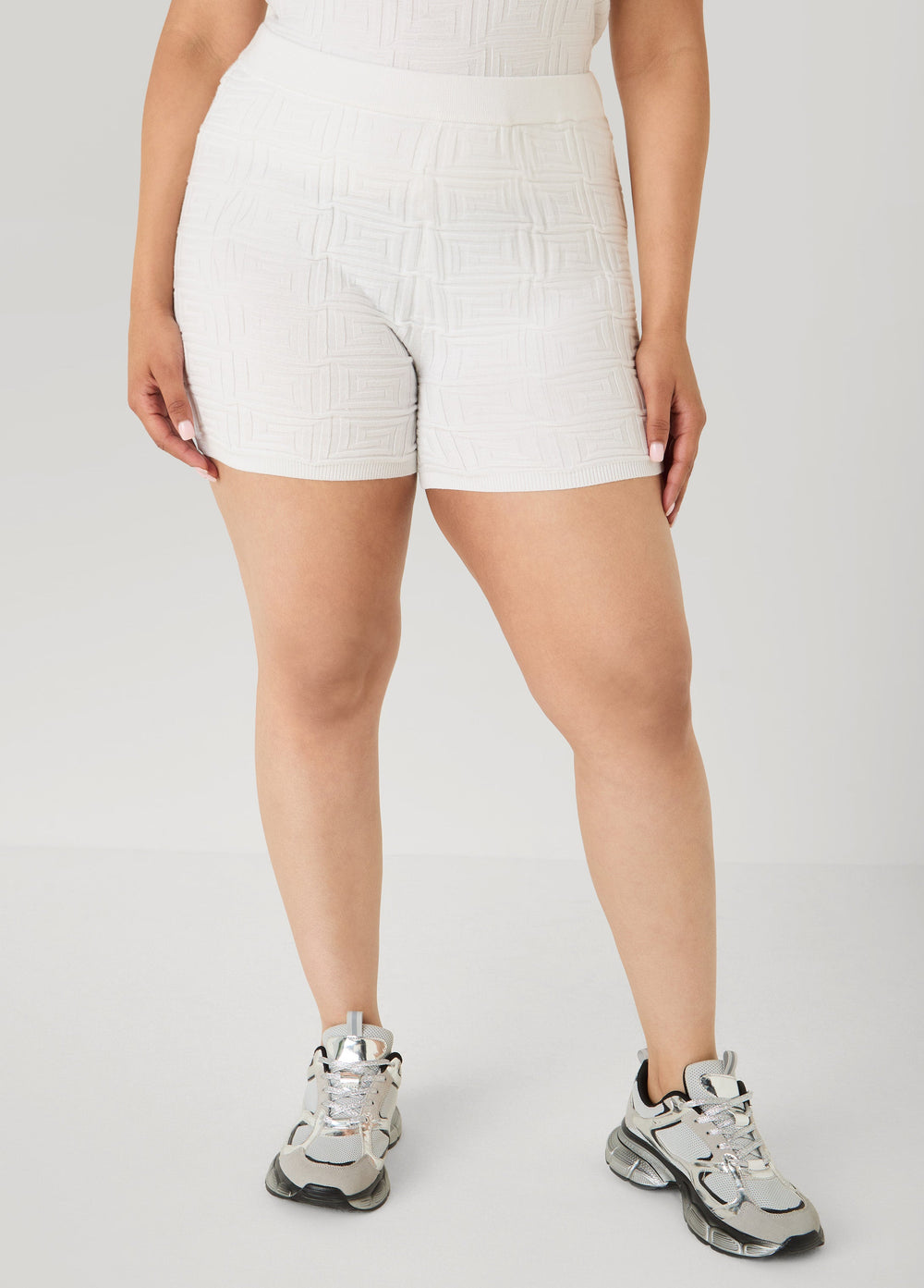 Jacquard Tank Top White | Ashley Stewart