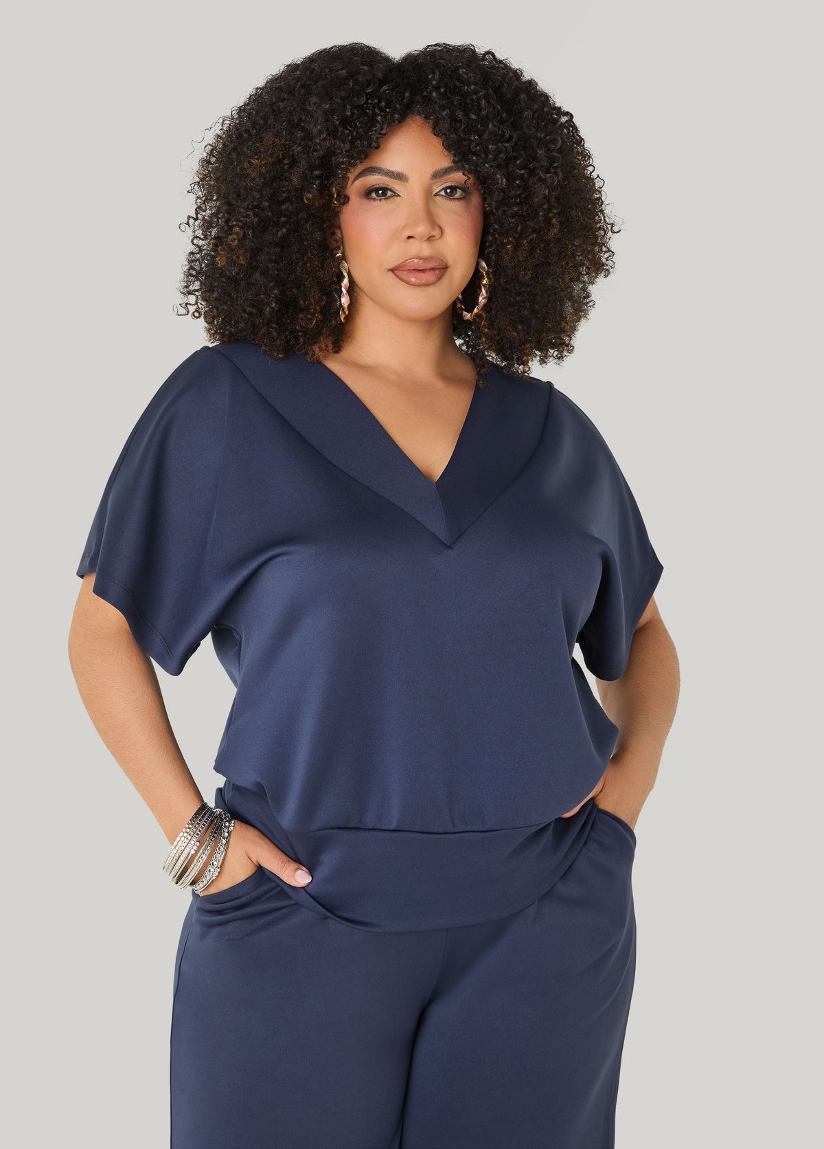 V Neck Athletic Knit Top Navy | Ashley Stewart