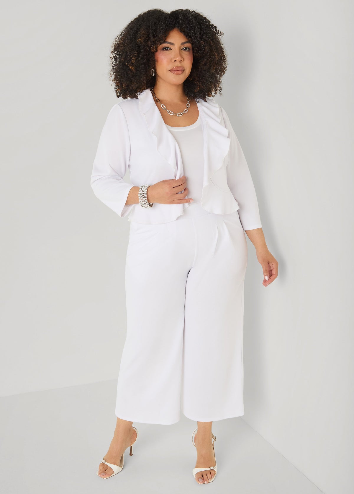 Pleated Wide Leg Capris White | Ashley Stewart