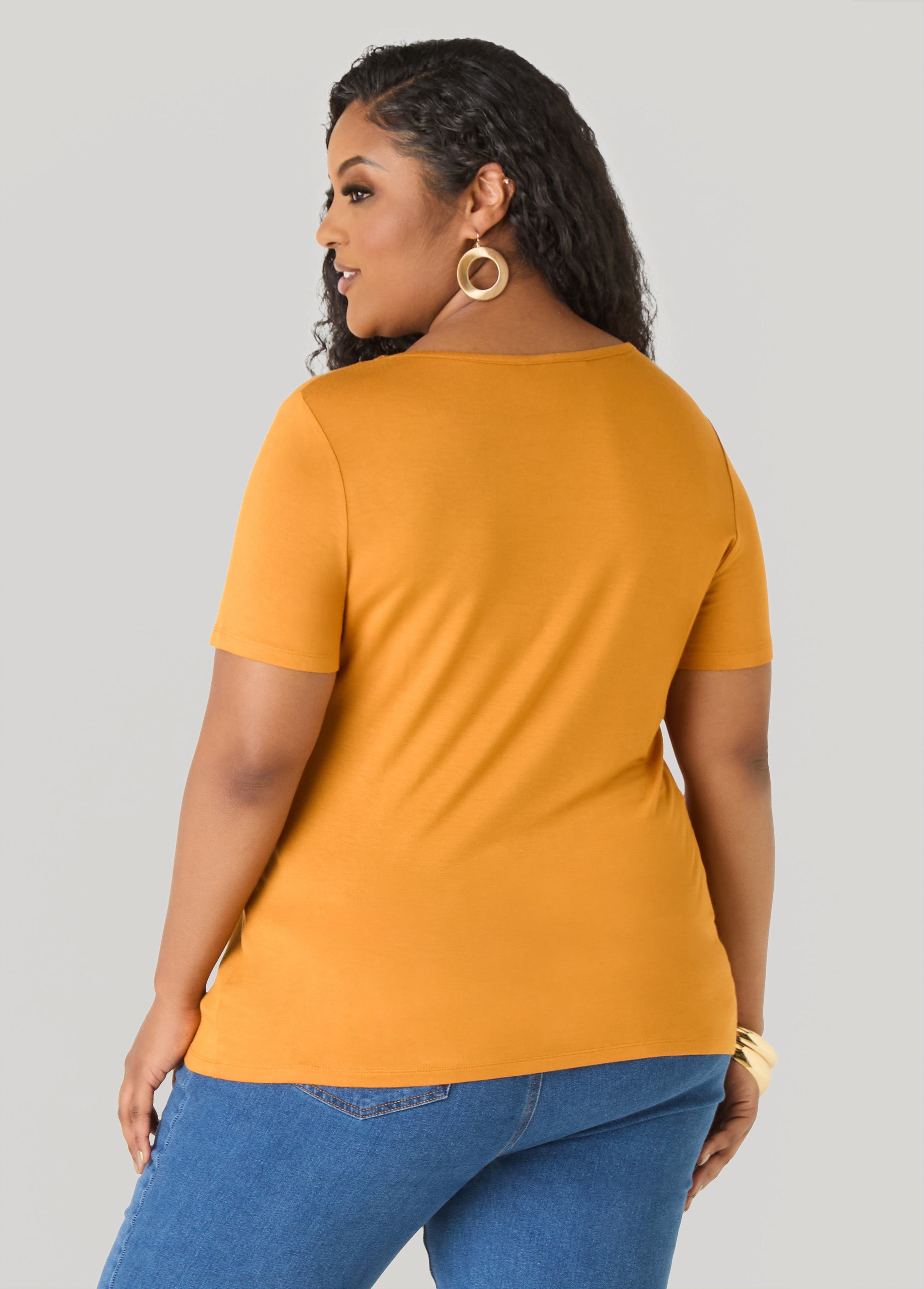 The Crewneck Jersey Tee Poinsettia | Ashley Stewart