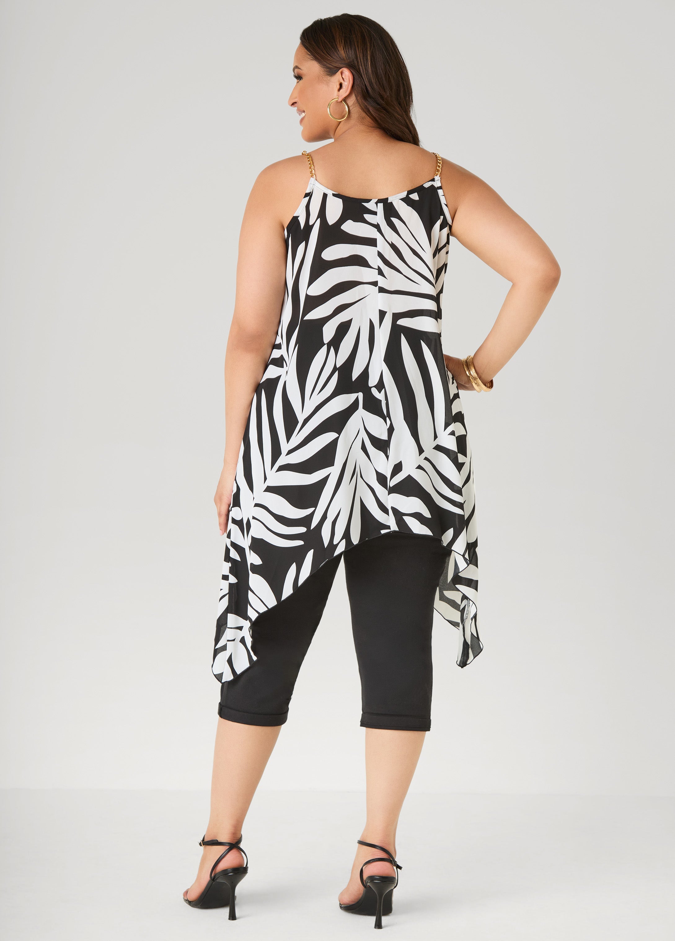 Chain Trimmed Leaf Print Top Black White | Ashley Stewart