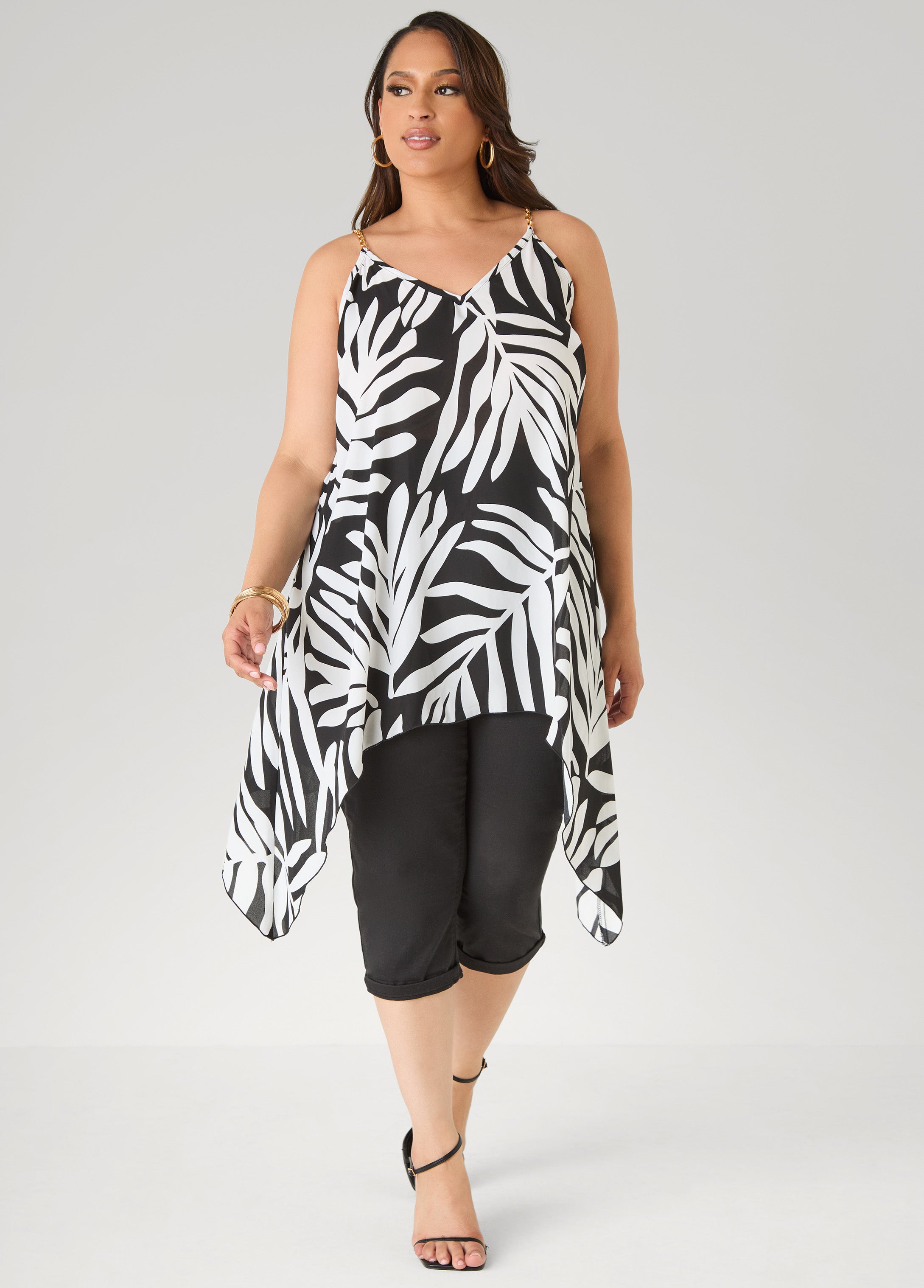 Chain Trimmed Leaf Print Top Black White | Ashley Stewart
