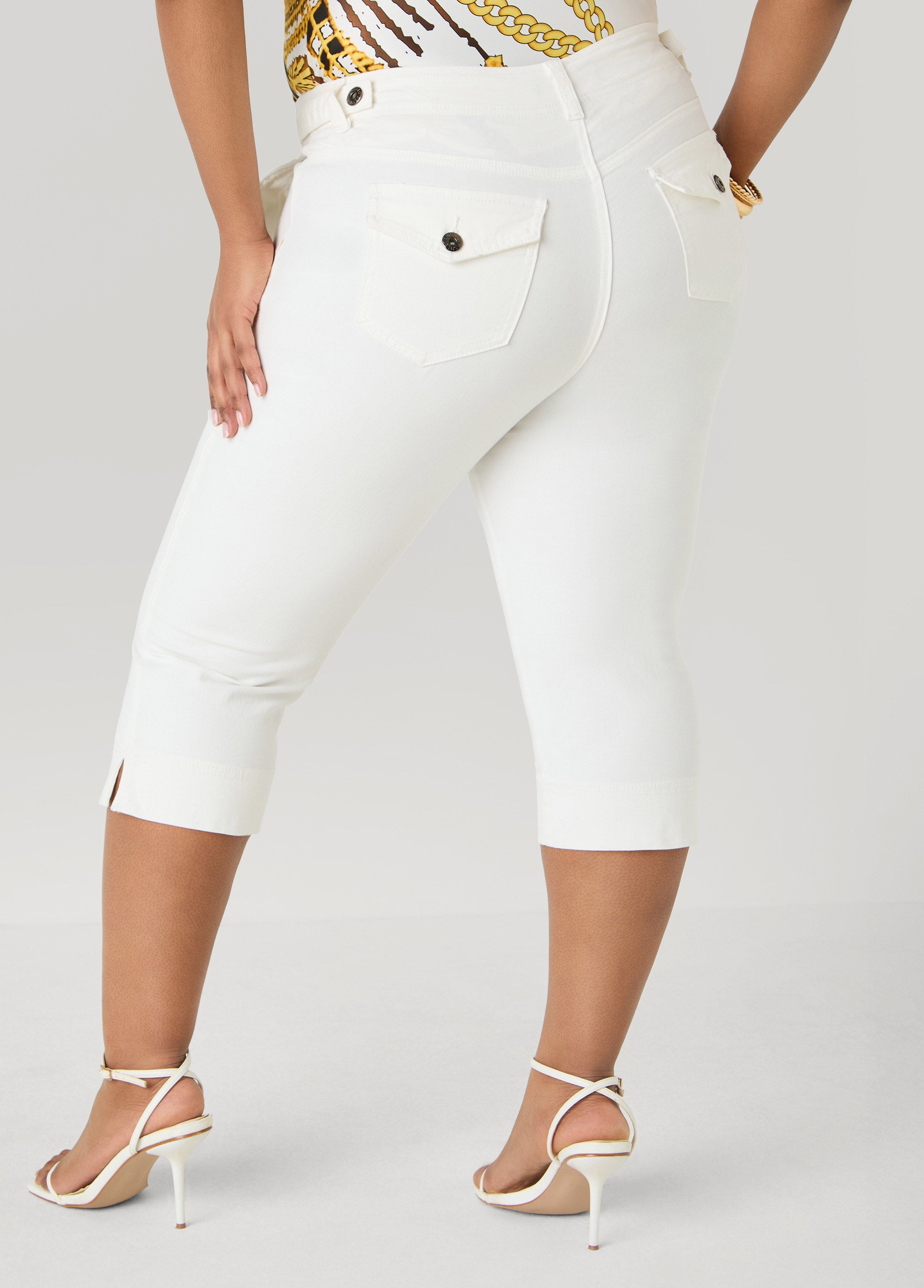 Flap Pocket Seamed Denim Capris Medium Blue | Ashley Stewart