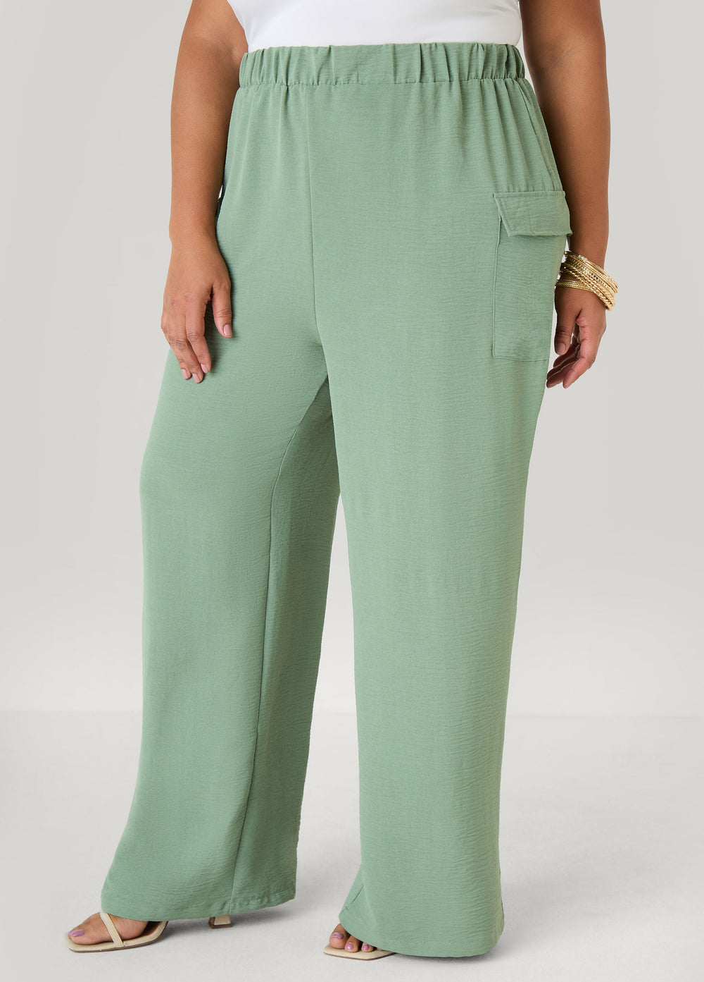 Textured Wide Leg Cargo Pants Rooibos | Ashley Stewart