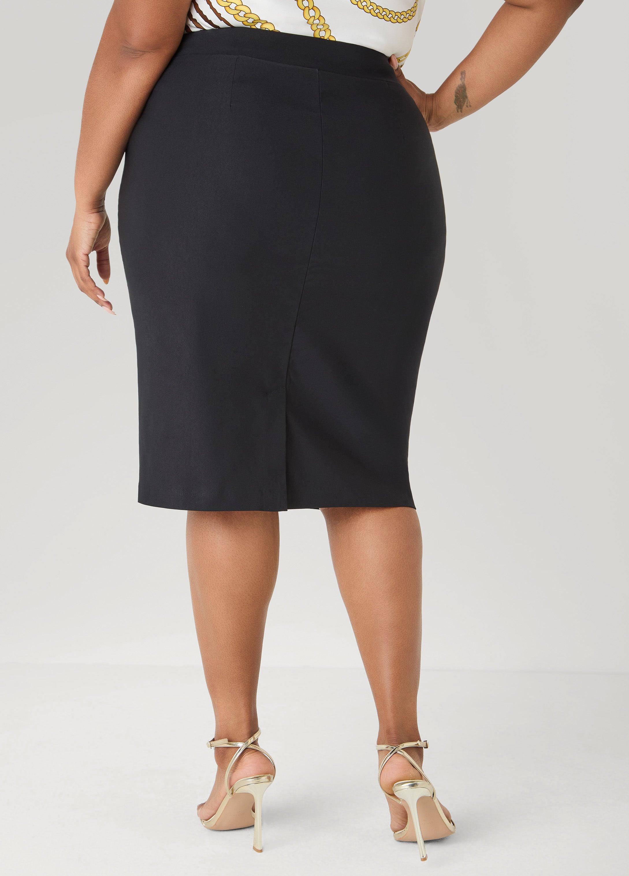 Millennium Pocket Front Skirt Black | Ashley Stewart