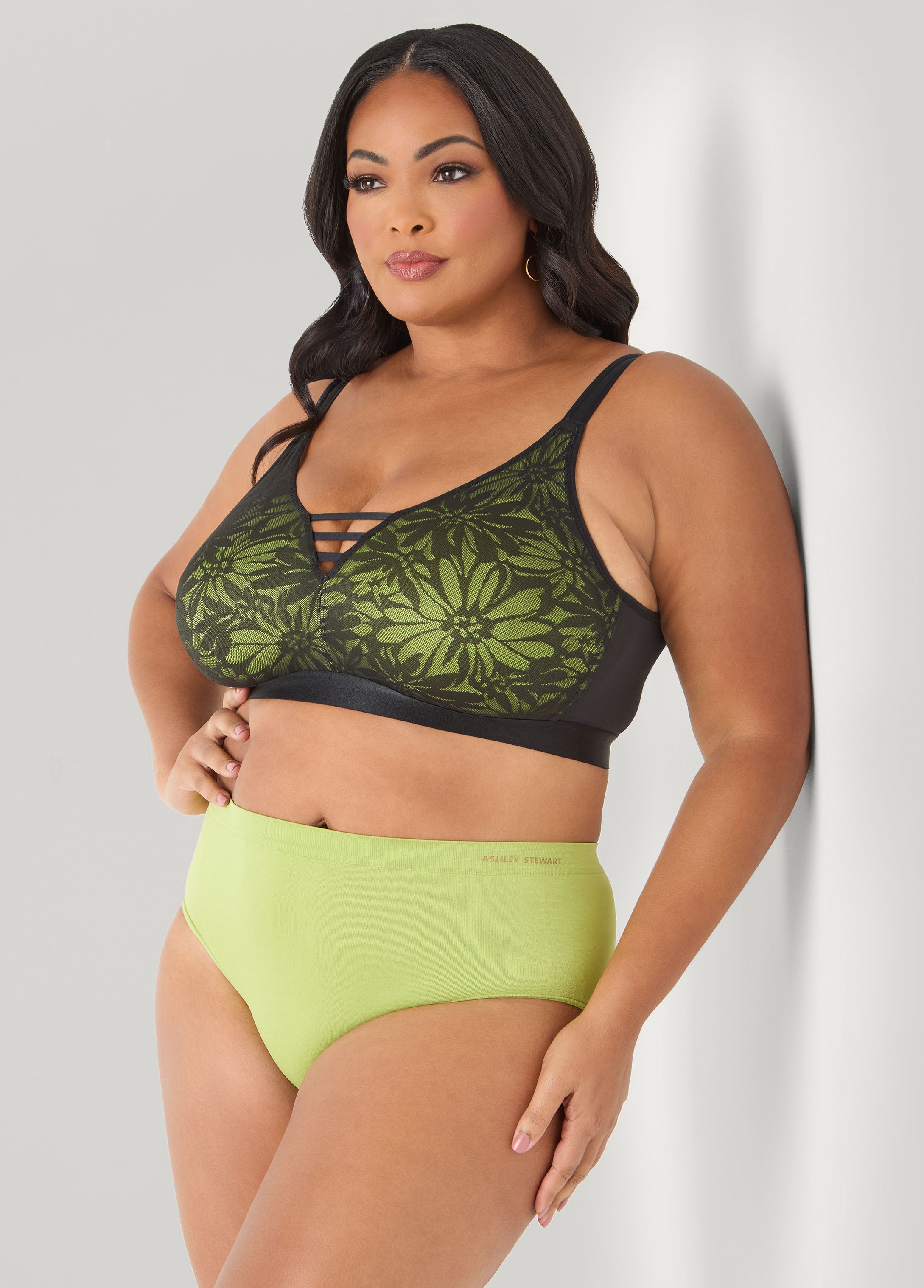 Seamless Logo Briefs ZEPHRY | Ashley Stewart