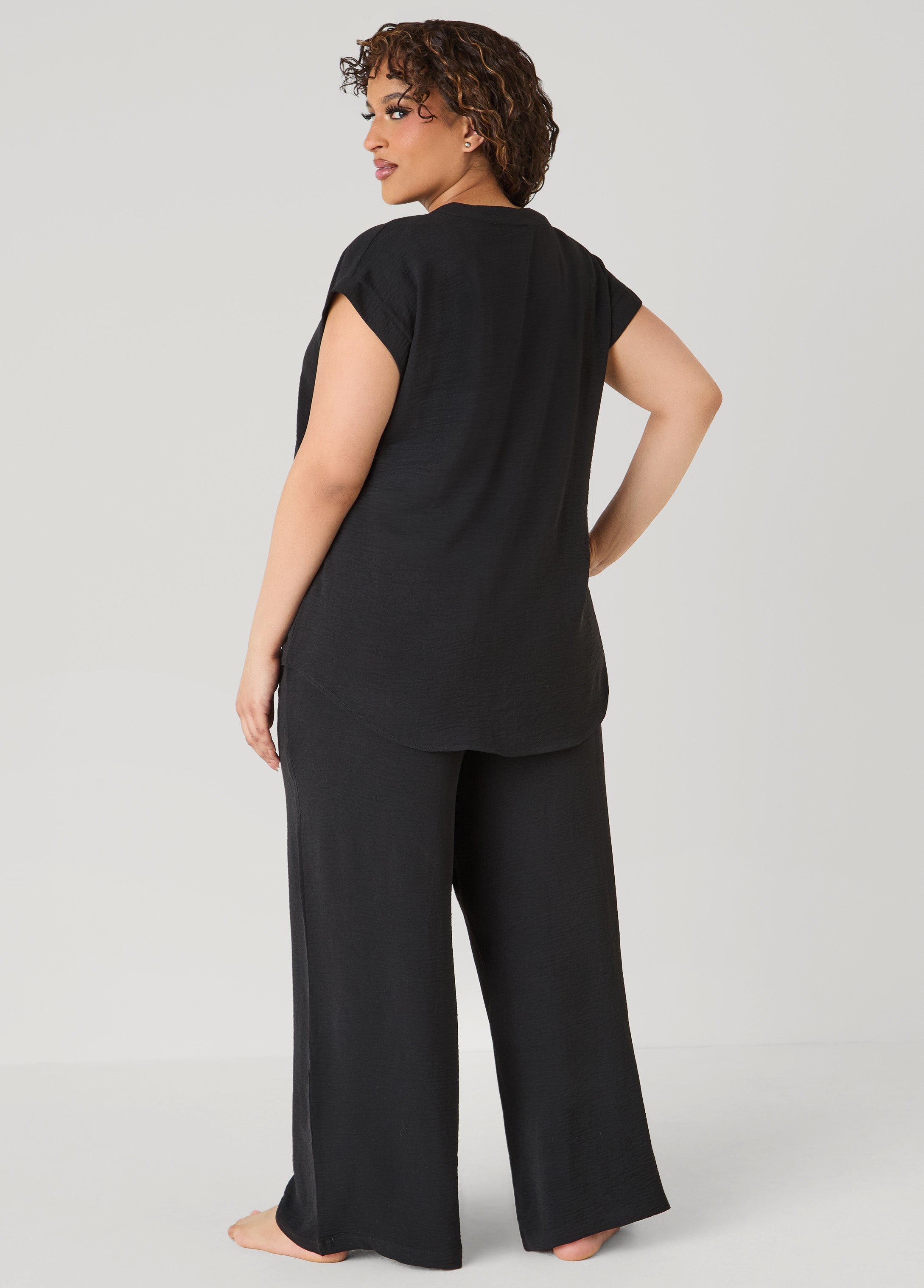 Textured V Neck Pajama Set Black | Ashley Stewart