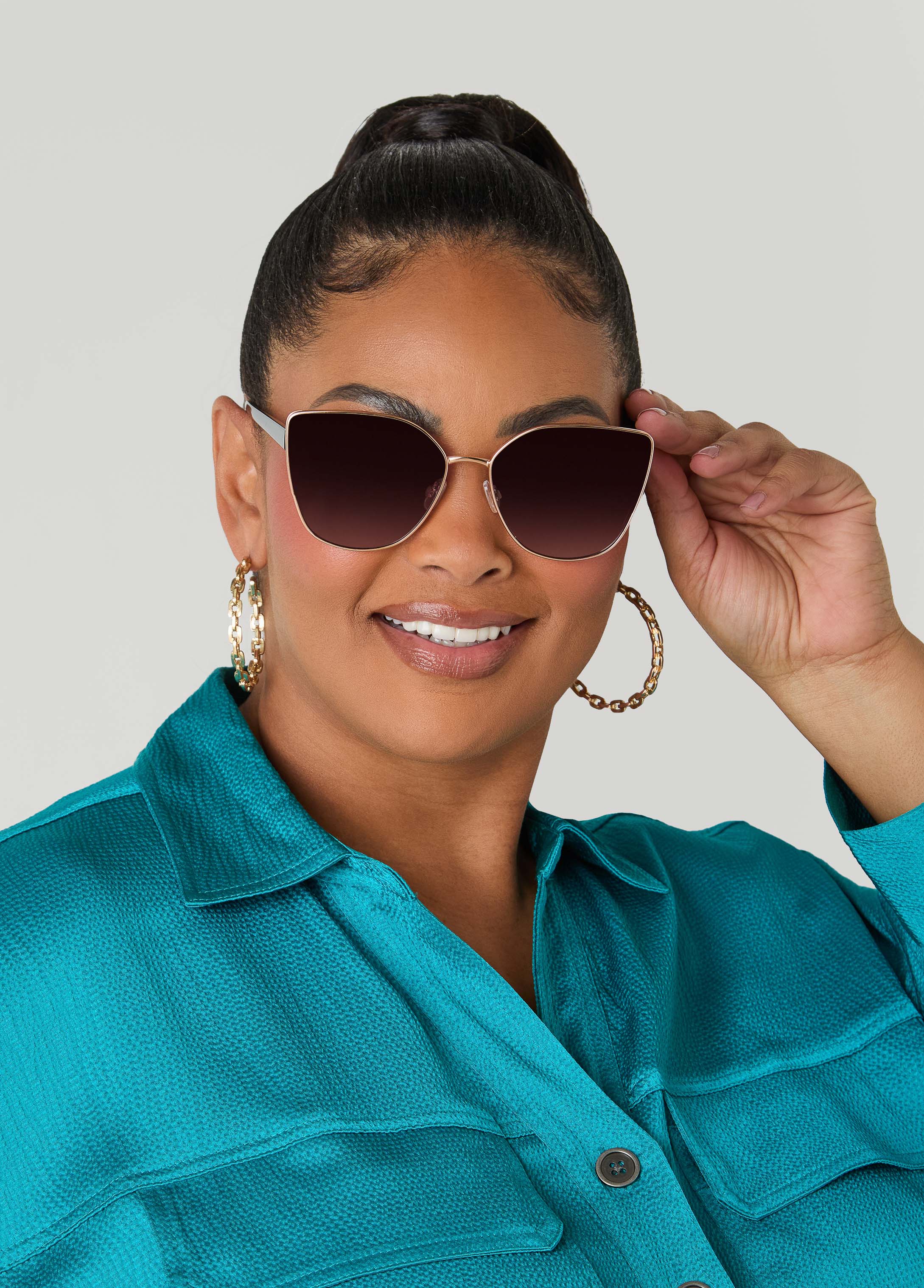 Ombre Cat Eyed Sunglasses Black | Ashley Stewart