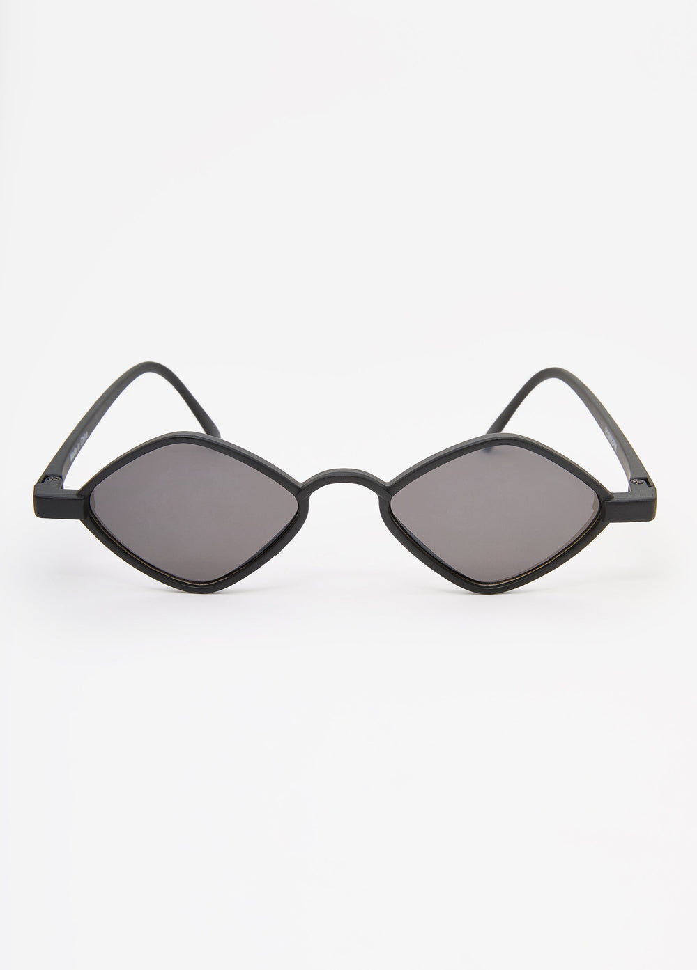 Diamond Frame Sunglasses Black | Ashley Stewart