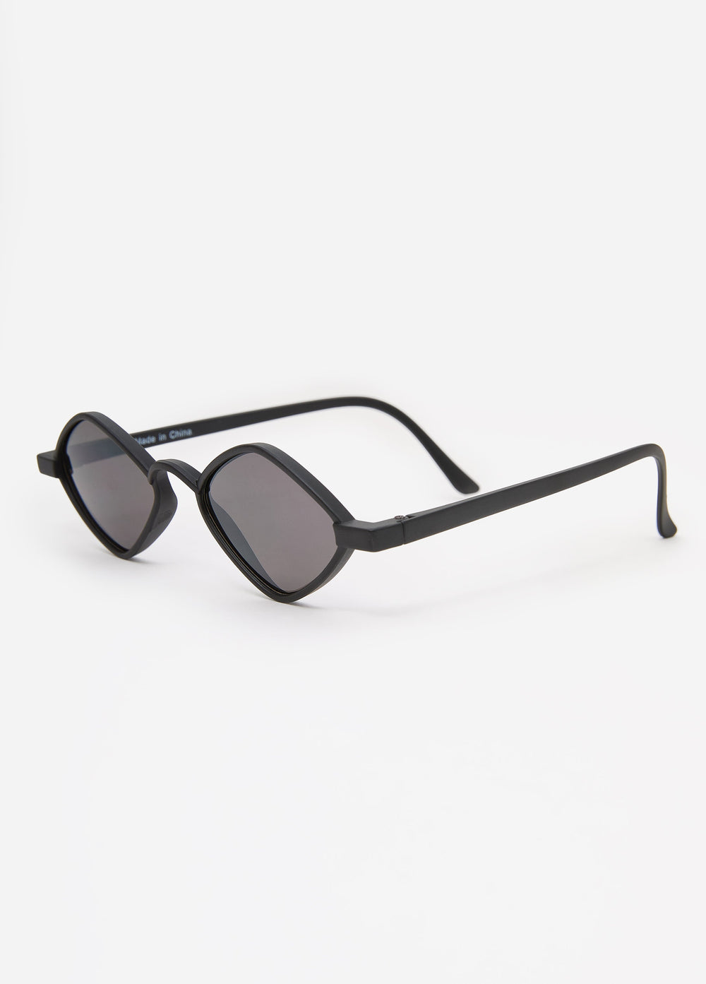 Diamond Frame Sunglasses Black | Ashley Stewart