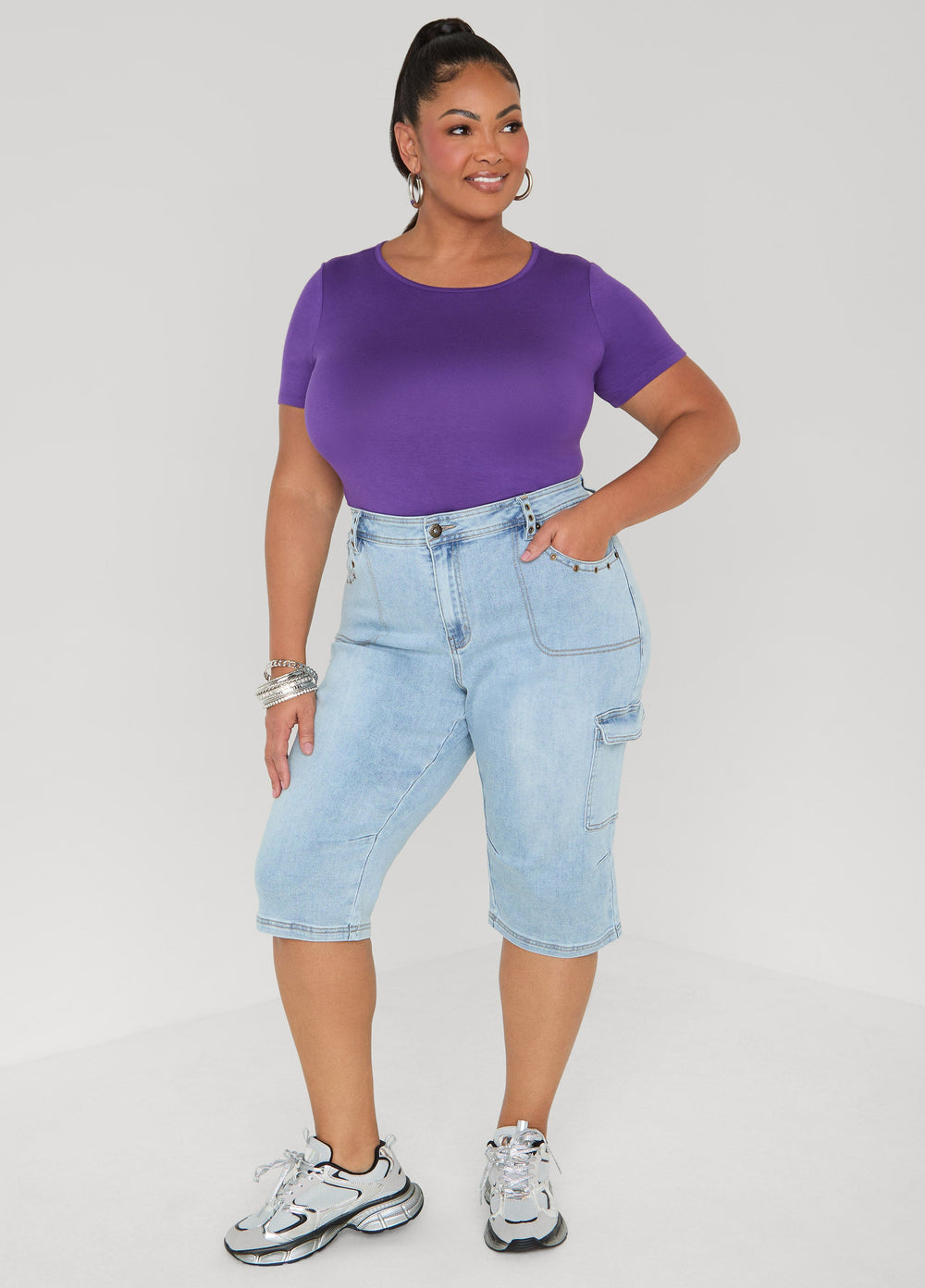 The Basic Crewneck Tee Macaw Green | Ashley Stewart