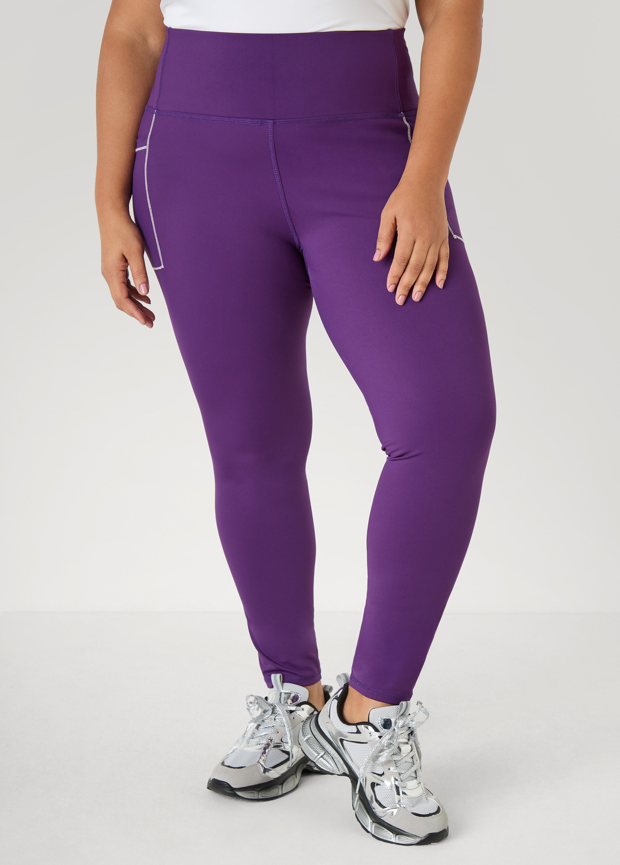 Piped High Waist Leggings Black White | Ashley Stewart