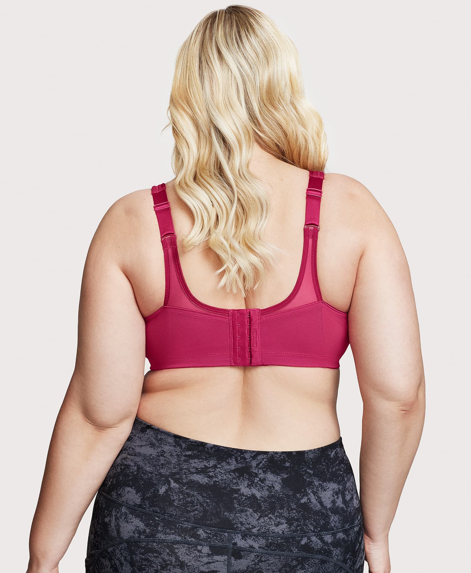 MagicLift Seamless Sports Bra Ruby Ruby Red | Ashley Stewart