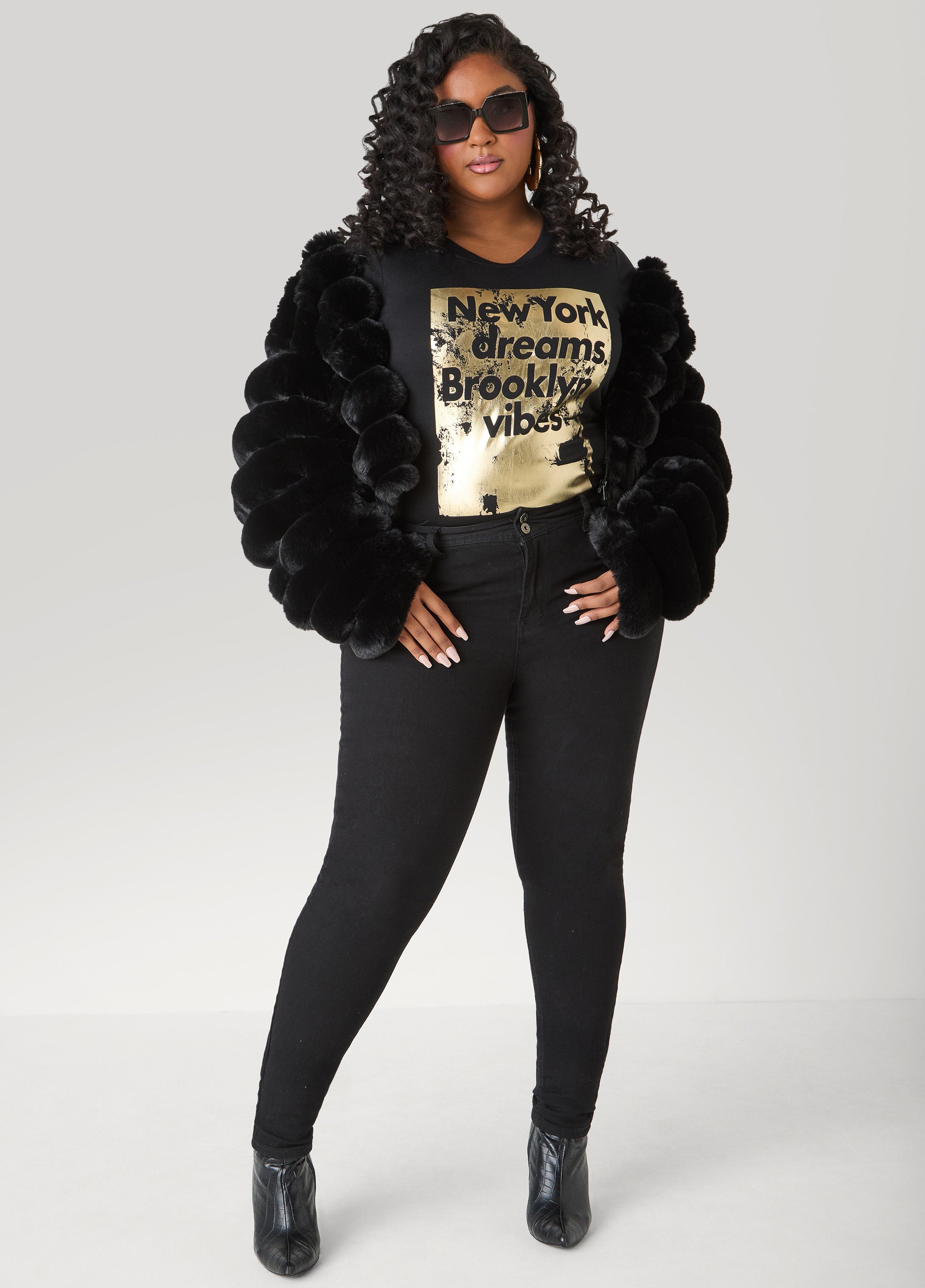 New York Graphic Tee Black | Ashley Stewart