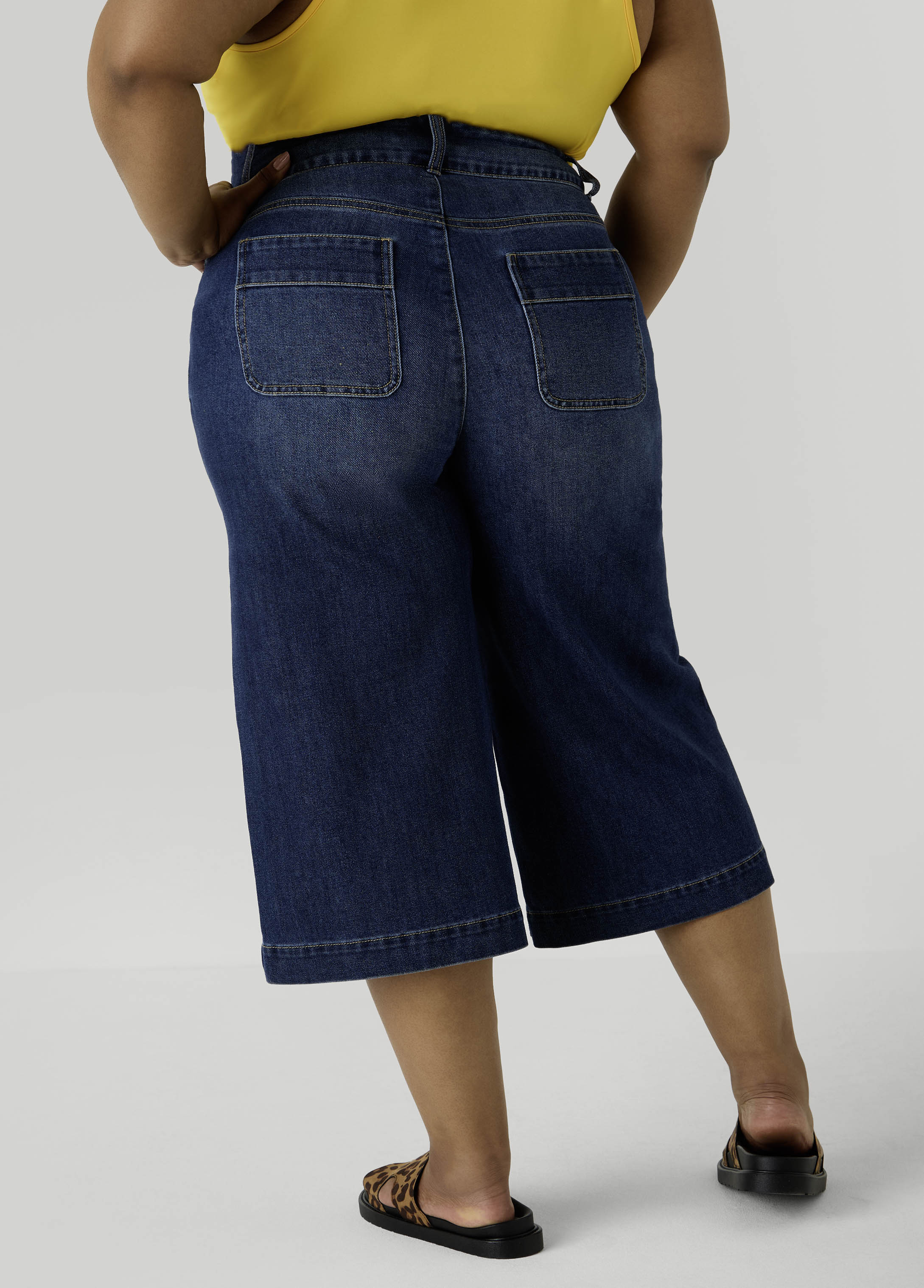 Wide Leg Denim Capris Dk Wash | Ashley Stewart