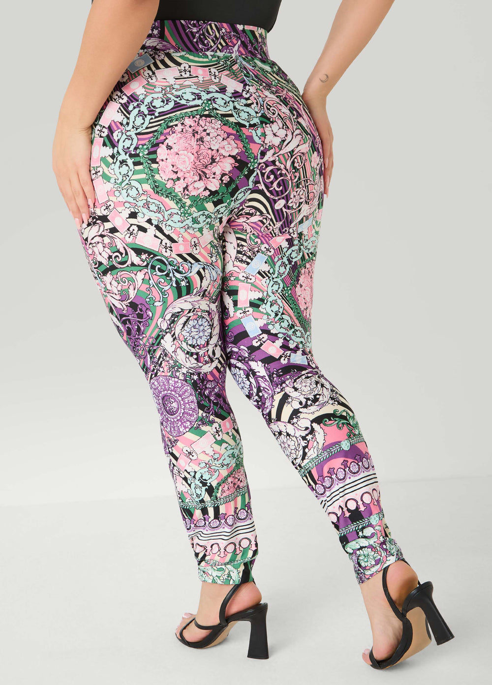 High Rise Status Print Leggings Multi | Ashley Stewart