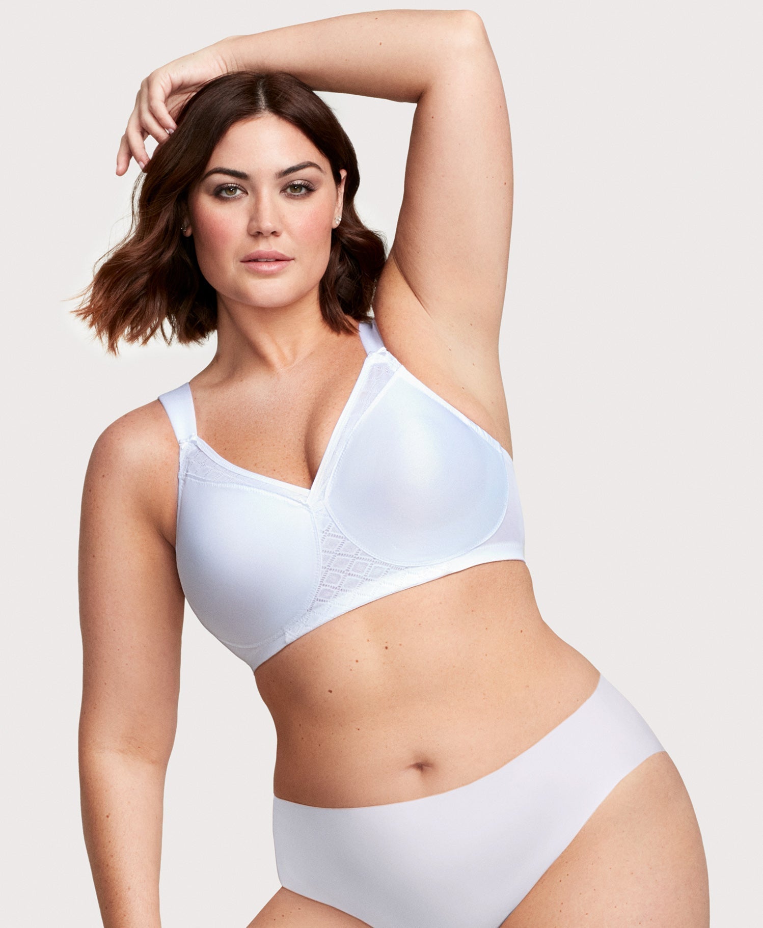MagicLift Seamless Support T-Shirt Bra White | Ashley Stewart